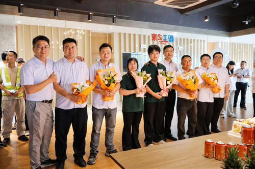 Latest company blogs about The company warmly held a 520-themed event, “A Date with EVLINK,” conveying love and warmth.